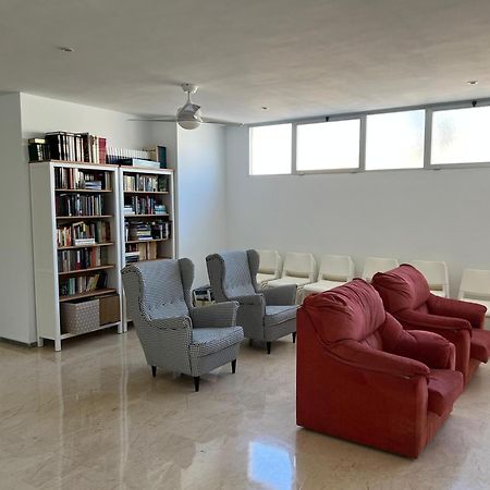Magnifico Apartamento En La Carihuela, Torremolino Torremolinos Kültér fotó