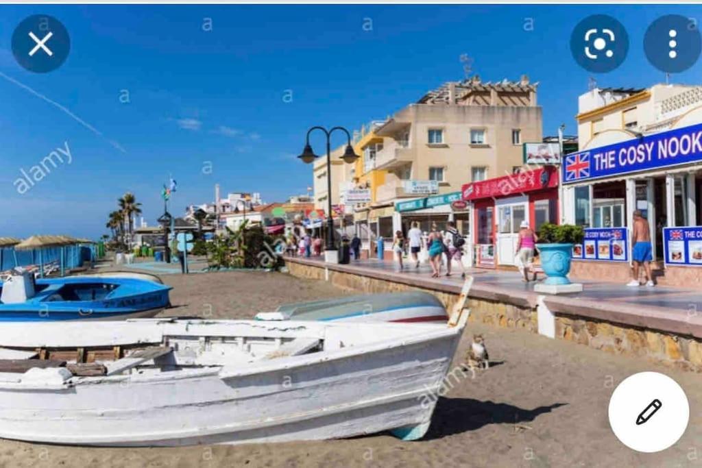 Magnifico Apartamento En La Carihuela, Torremolino Torremolinos Kültér fotó