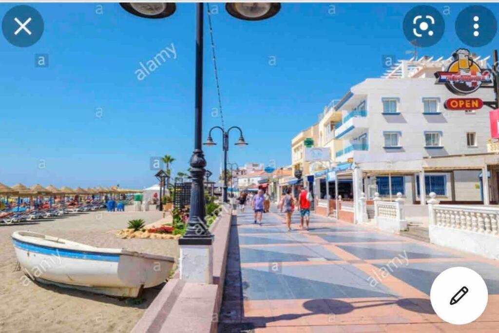 Magnifico Apartamento En La Carihuela, Torremolino Torremolinos Kültér fotó