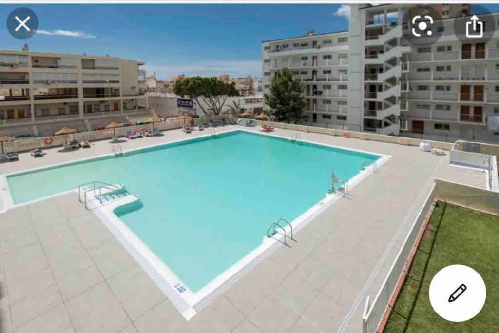 Magnifico Apartamento En La Carihuela, Torremolino Torremolinos Kültér fotó